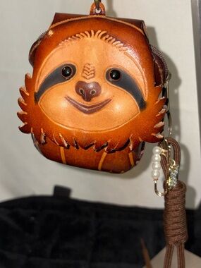 Handmade Brown Genuine Leather Sloth Coin Purse Keychain 🦥
